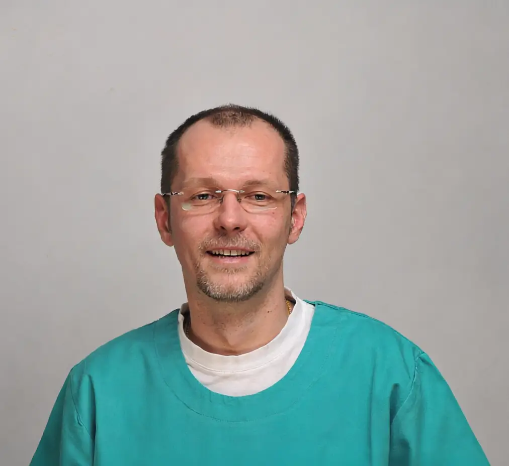 Dr. Davor Matković — dr. med. dent